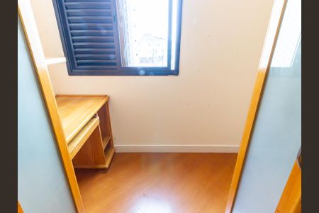 Apartamento à venda com 75m², 3 quartos e 2 vagas Apartamento à venda com 75m², 3 quartos e 2 vagasQuarto 3