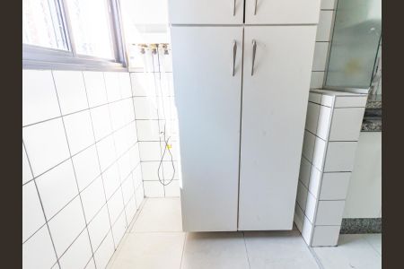 Apartamento à venda com 75m², 3 quartos e 2 vagas Apartamento à venda com 75m², 3 quartos e 2 vagasÁrea de Serviço