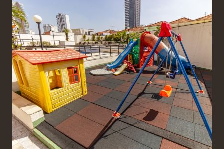 Apartamento à venda com 75m², 3 quartos e 2 vagas Apartamento à venda com 75m², 3 quartos e 2 vagasÁrea comum - Playground
