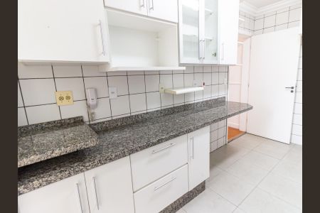 Apartamento à venda com 75m², 3 quartos e 2 vagas Apartamento à venda com 75m², 3 quartos e 2 vagasCozinha