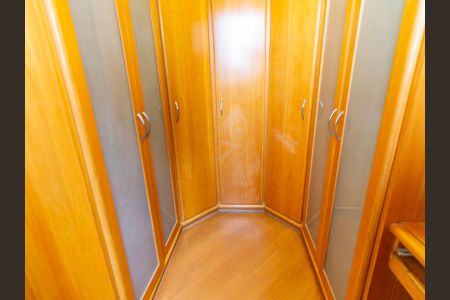 Apartamento à venda com 75m², 3 quartos e 2 vagas Apartamento à venda com 75m², 3 quartos e 2 vagasQuarto 3