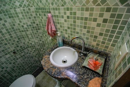 Casa à venda com 110m², 3 quartos e 2 vagas Casa à venda com 110m², 3 quartos e 2 vagasLavabo