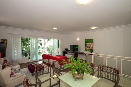 Sala de casa à venda com 5 quartos, 250m² em Vila Sonia, São Paulo