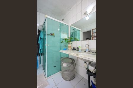 Casa à venda com 250m², 5 quartos e 3 vagasBanheiro Suíte 2