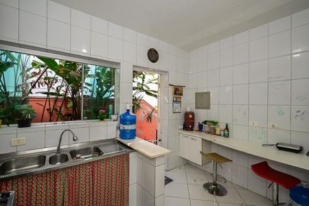 Casa à venda com 250m², 5 quartos e 3 vagasCozinha