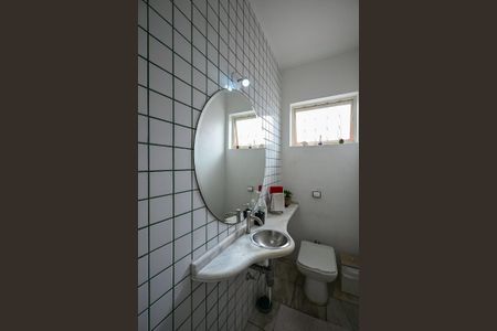 Casa à venda com 250m², 5 quartos e 3 vagasLavabo