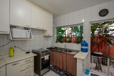 Casa à venda com 250m², 5 quartos e 3 vagasCozinha