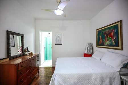 Casa à venda com 250m², 5 quartos e 3 vagasSuíte 2