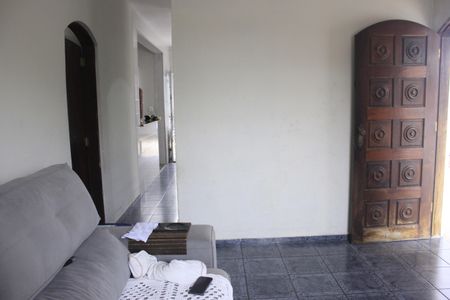 Sala de casa para alugar com 4 quartos, 381m² em Parque das Nacoes, Guarulhos