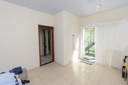 Casa à venda com 300m², 4 quartos e 2 vagasCasa 2 - Sala