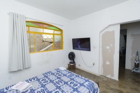 Casa à venda com 300m², 4 quartos e 2 vagasCasa 1 - Quarto 2