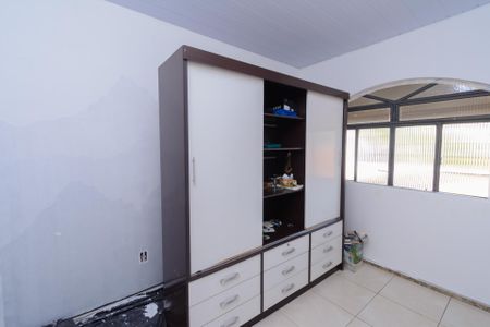 Casa à venda com 300m², 4 quartos e 2 vagasCasa 2 - Quarto 2