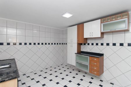 Casa à venda com 70m², 2 quartos e 2 vagasCozinha