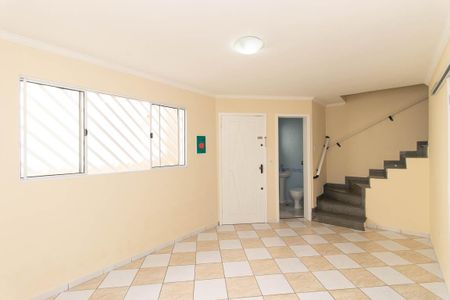 Sala de casa à venda com 2 quartos, 70m² em Vila Gustavo, São Paulo