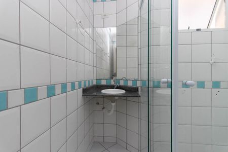 Casa à venda com 70m², 2 quartos e 2 vagasBanheiro