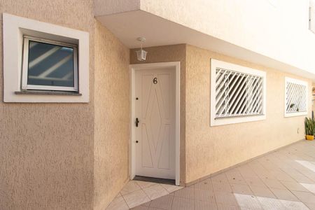 Casa à venda com 70m², 2 quartos e 2 vagasHall de entrada