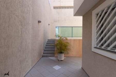 Casa à venda com 70m², 2 quartos e 2 vagasÁrea comum
