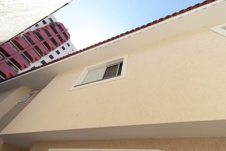 Casa à venda com 70m², 2 quartos e 2 vagasFachada da Casa