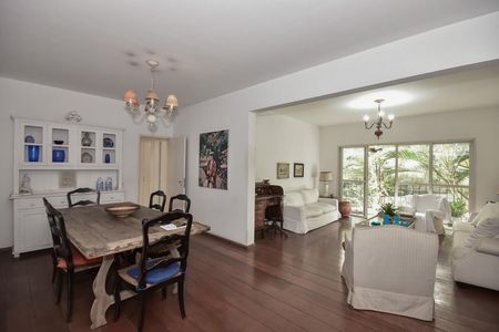 Sala de apartamento à venda com 3 quartos, 150m² em Real Parque, São Paulo