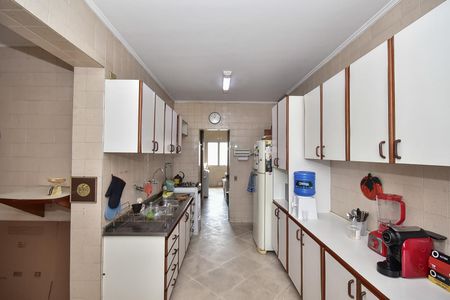 Apartamento à venda com 150m², 3 quartos e 2 vagasCozinha