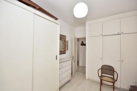 Apartamento à venda com 150m², 3 quartos e 2 vagasQuarto 2