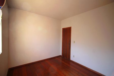 Casa à venda com 508m², 4 quartos e 2 vagasSuíte