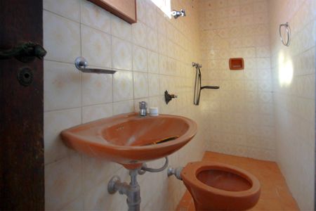 Casa à venda com 508m², 4 quartos e 2 vagasBanheiro de serviço