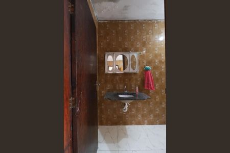 Casa à venda com 1m², 2 quartos e 2 vagasBanheiro