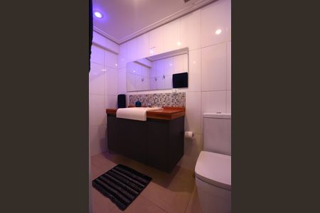 Apartamento à venda com 57m², 1 quarto e 1 vagaBanheiro da Suíte 1