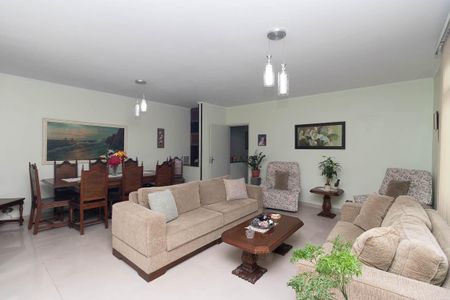 Sala de casa para alugar com 5 quartos, 400m² em Vila Maria Baixa, São Paulo