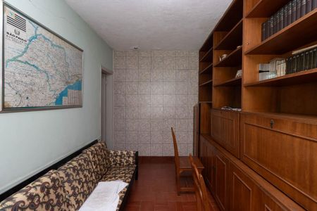 Casa à venda com 400m², 5 quartos e 7 vagasSuíte 2