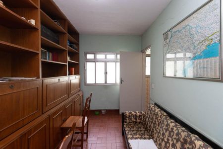 Casa à venda com 400m², 5 quartos e 7 vagasSuíte 2