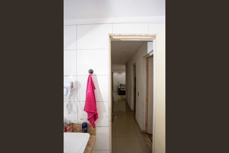 Apartamento à venda com 56m², 2 quartos e 1 vagaBanheiro Social