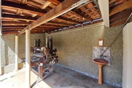 Casa à venda com 263m², 3 quartos e 8 vagasÁrea Comum