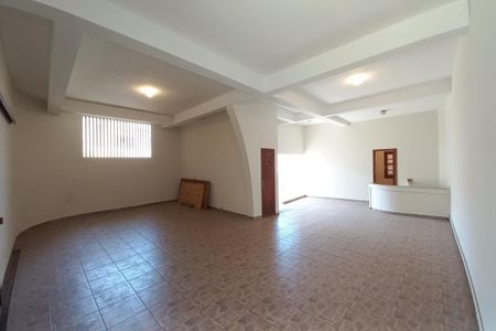 Casa à venda com 263m², 3 quartos e 8 vagasGaragem 