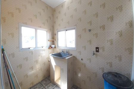 Casa à venda com 263m², 3 quartos e 8 vagasÁrea de Serviço