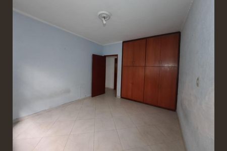 Casa à venda com 240m², 5 quartos e 3 vagas Casa à venda com 240m², 5 quartos e 3 vagasFoto 22