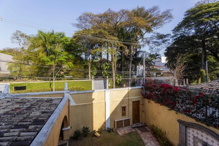 Casa à venda com 300m², 3 quartos e 2 vagasVista