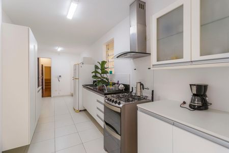 Casa à venda com 300m², 3 quartos e 2 vagasCozinha