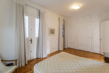 Casa à venda com 300m², 3 quartos e 2 vagasSuíte 3