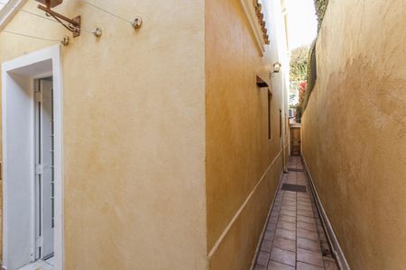 Casa à venda com 300m², 3 quartos e 2 vagasQuintal