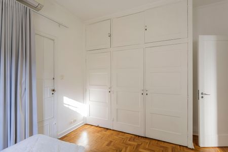 Casa à venda com 300m², 3 quartos e 2 vagasSuíte 1