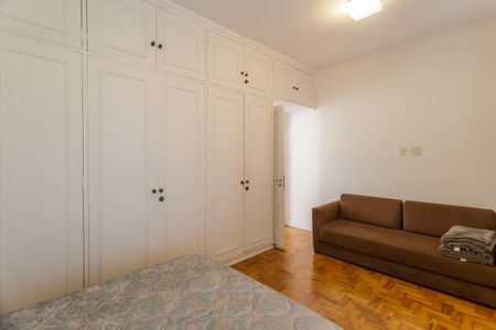 Casa à venda com 300m², 3 quartos e 2 vagasSuíte 2