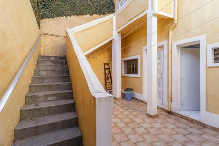 Casa à venda com 300m², 3 quartos e 2 vagasQuintal