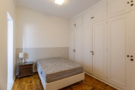 Casa à venda com 300m², 3 quartos e 2 vagasSuíte 2