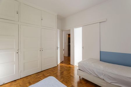 Casa à venda com 300m², 3 quartos e 2 vagasSuíte 1
