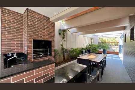 Apartamento à venda com 60m², 1 quarto e 2 vagasChurrasqueira