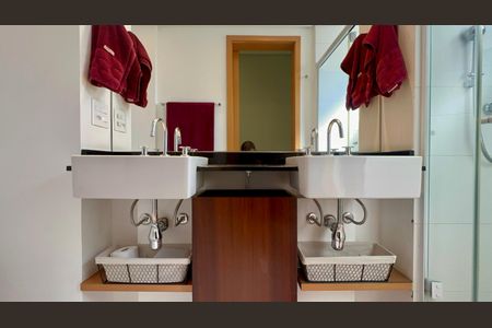 Apartamento à venda com 60m², 1 quarto e 2 vagasBanheiro da Suíte