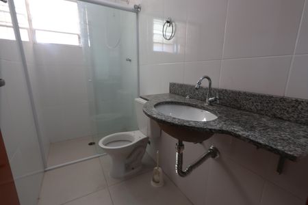 Casa à venda com 420m², 5 quartos e 6 vagasBanheiro da Suíte 3