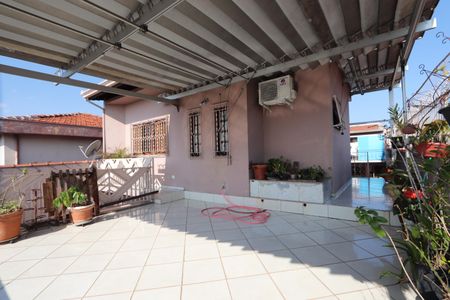 Casa à venda com 420m², 5 quartos e 6 vagasTerraço